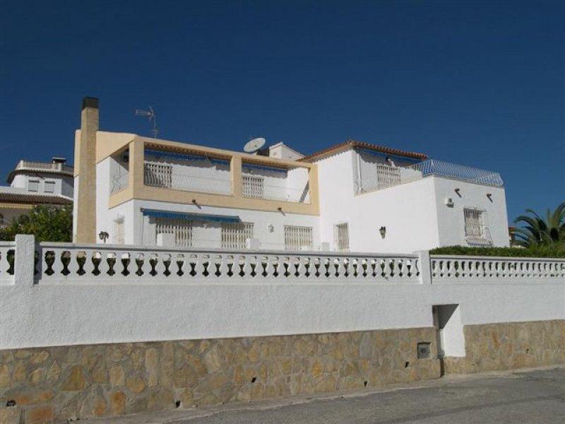Продажа виллы в провинции Costa Blanca North, Испания: 7 спален, 0 м2, № GTZ-62593 – фото 1